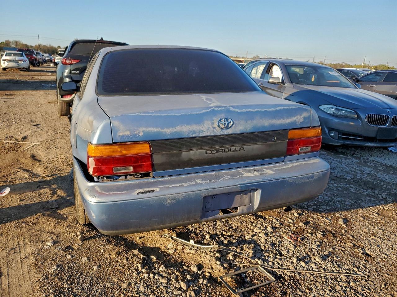 1995 Toyota Corolla Le - Image 6
