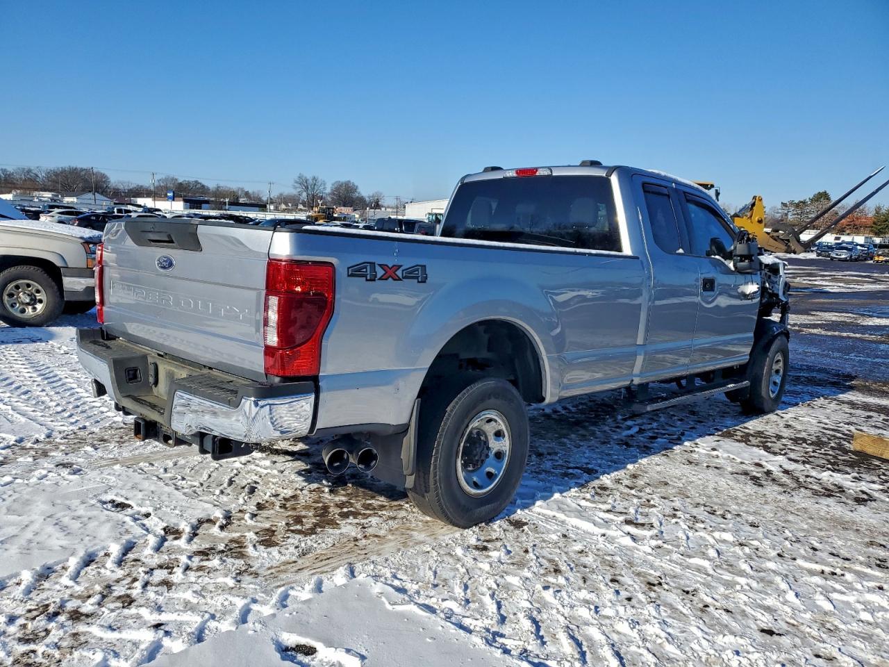 2022 Ford F350 Super Duty - Image 3