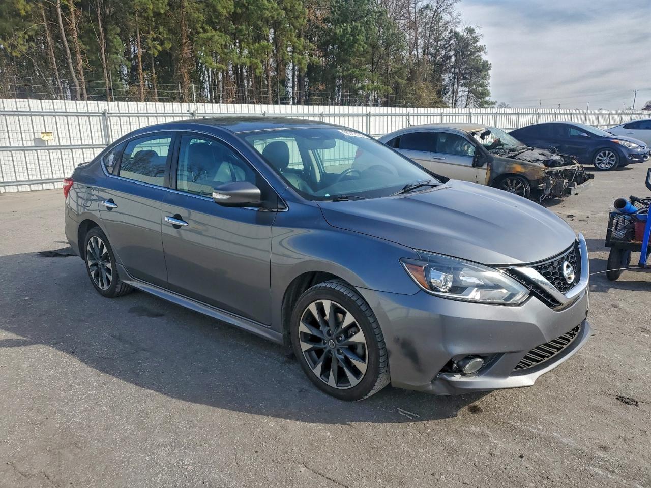 2017 Nissan Sentra Sr Turbo - Image 4