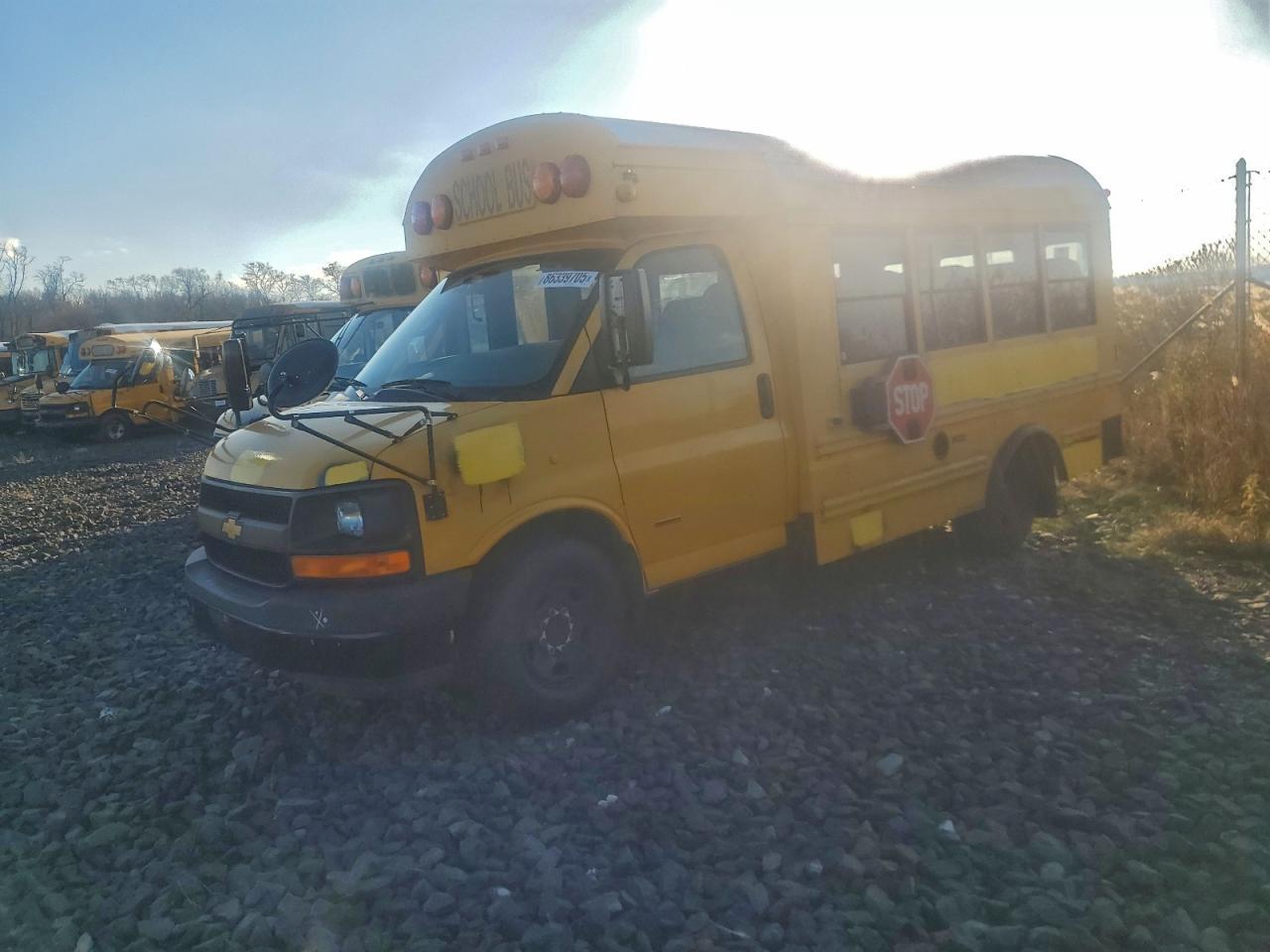 2006 Bluebird Micro Bird G3500 - School Bus - Фото 2
