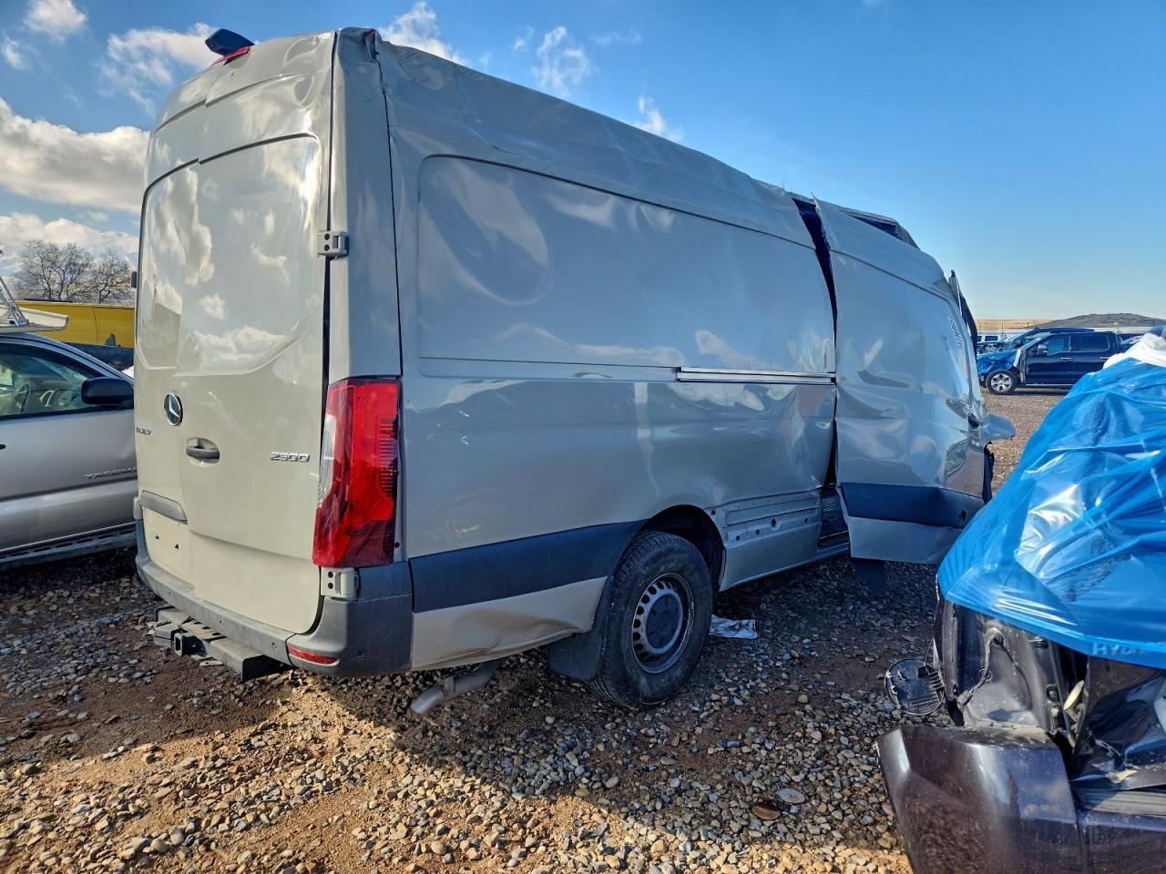 2024 Mercedes-Benz Sprinter 2500 - Фото 3