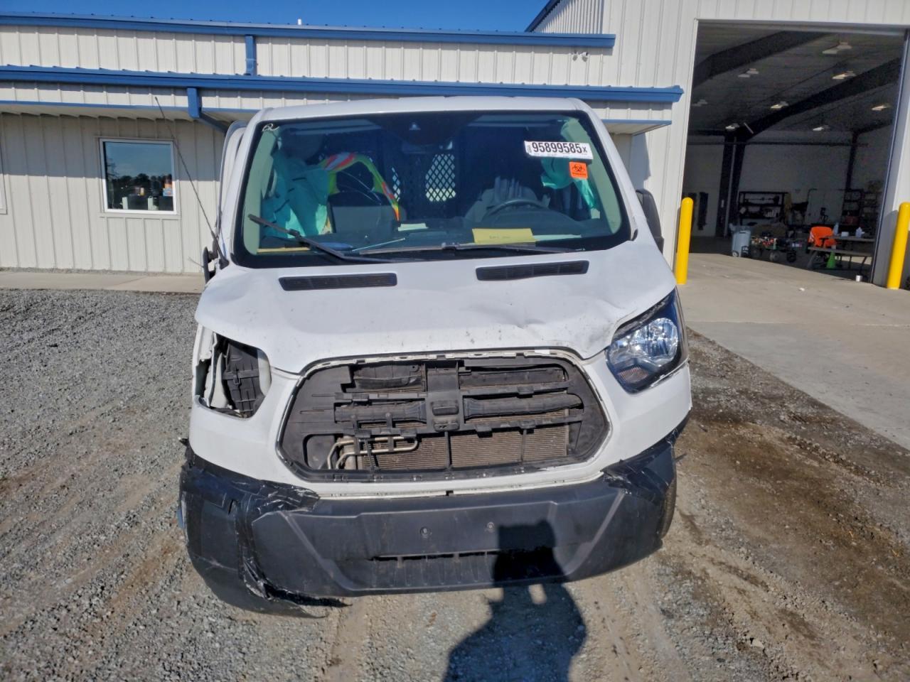 2019 Ford Transit T-250 - Image 5