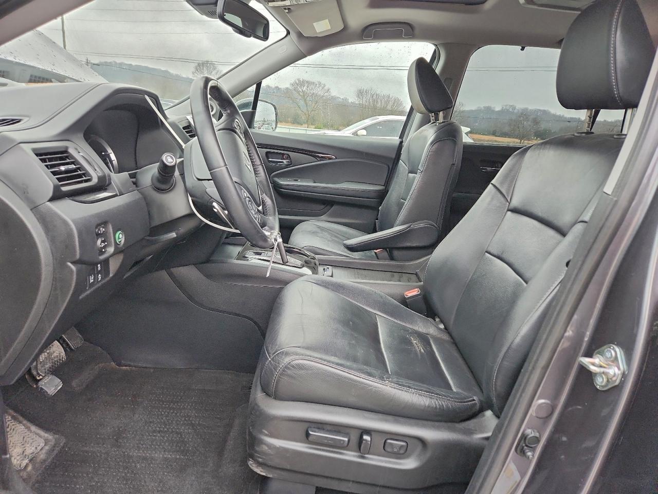 2018 Honda Pilot Touring - Image 7