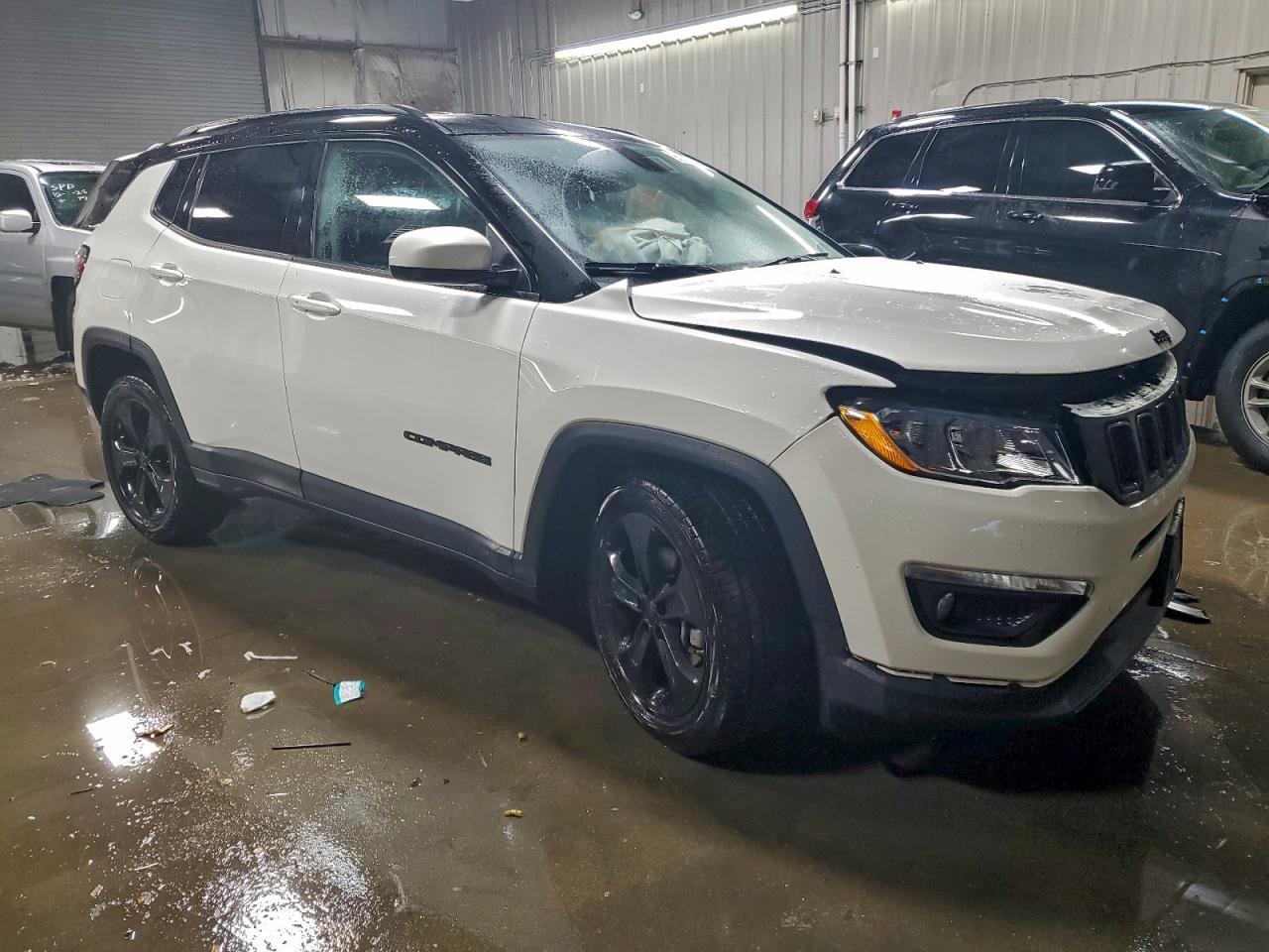 2021 Jeep Compass Latitude - Фото 4