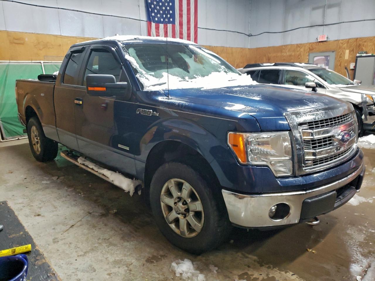 2014 Ford F150 Super Cab - Фото 4