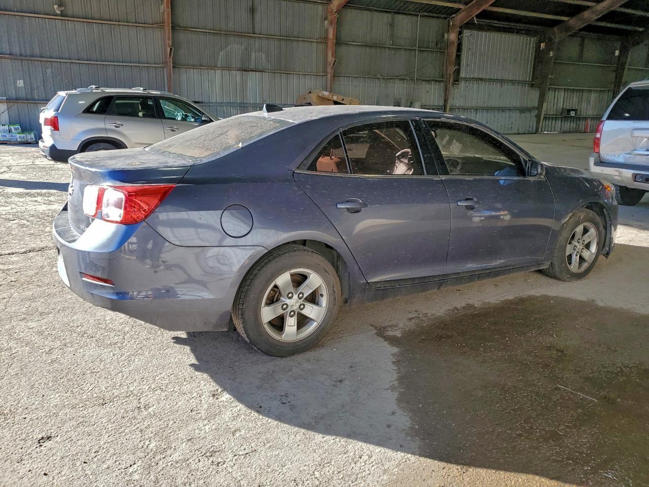 2013 Chevrolet Malibu Ls - Фото 3