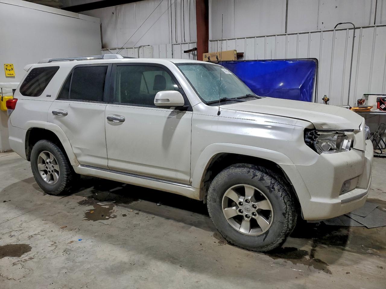2013 Toyota 4Runner Sr5 - Фото 4