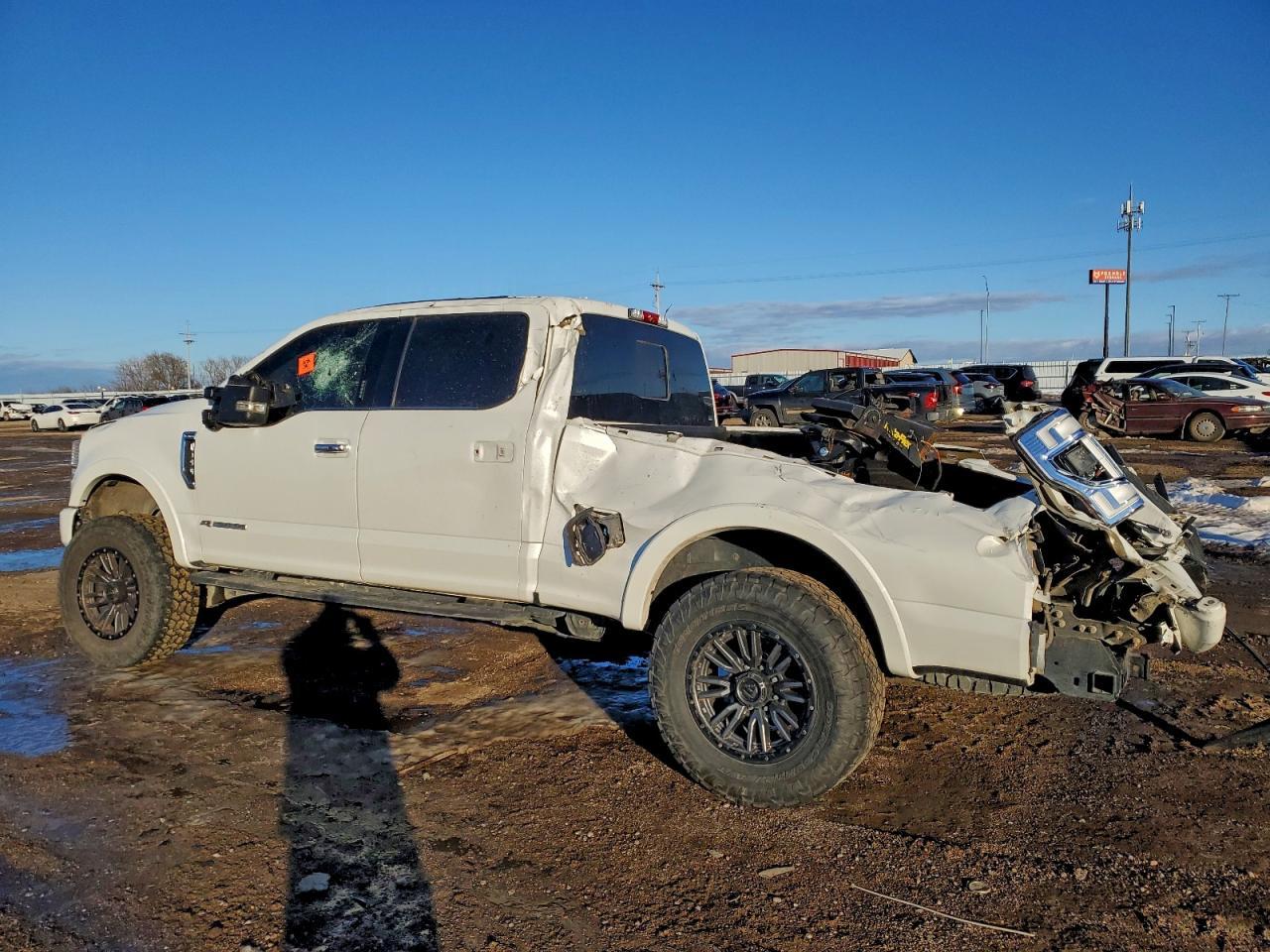 2022 Ford F350 Super Duty - Image 2