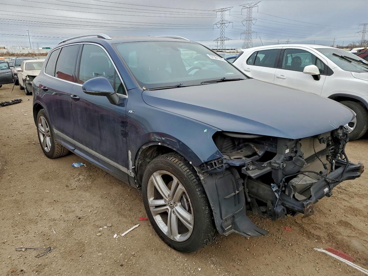 2014 Volkswagen Touareg V6 - Image 4