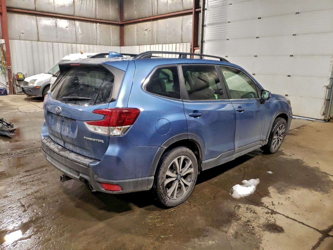 2019 Subaru Forester Limited - Фото 3