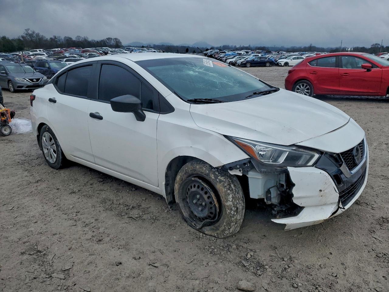 2021 Nissan Versa S - Фото 4