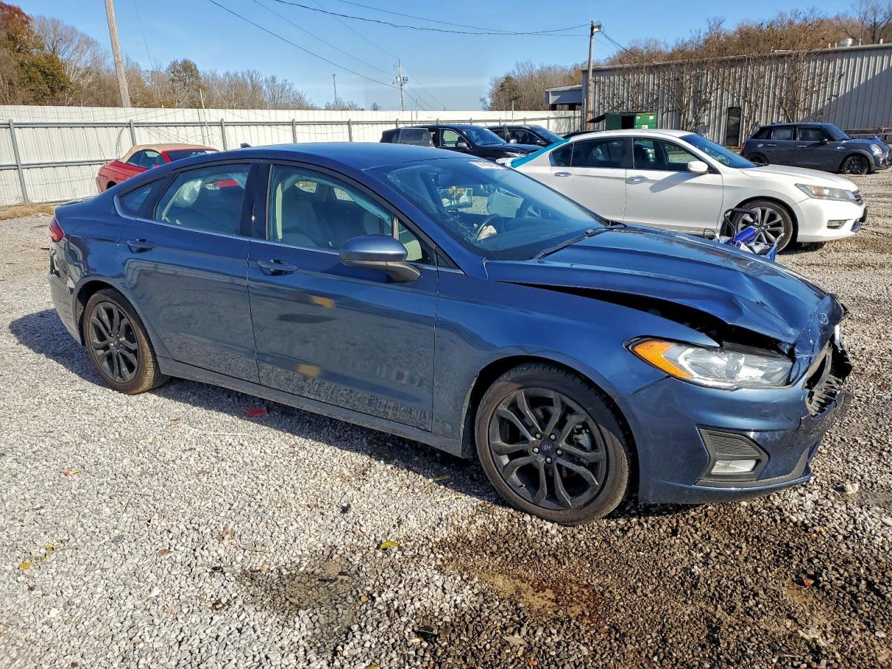 2019 Ford Fusion Se - Фото 4