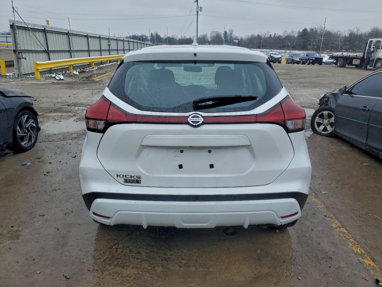 2021 Nissan Kicks S - Фото 6