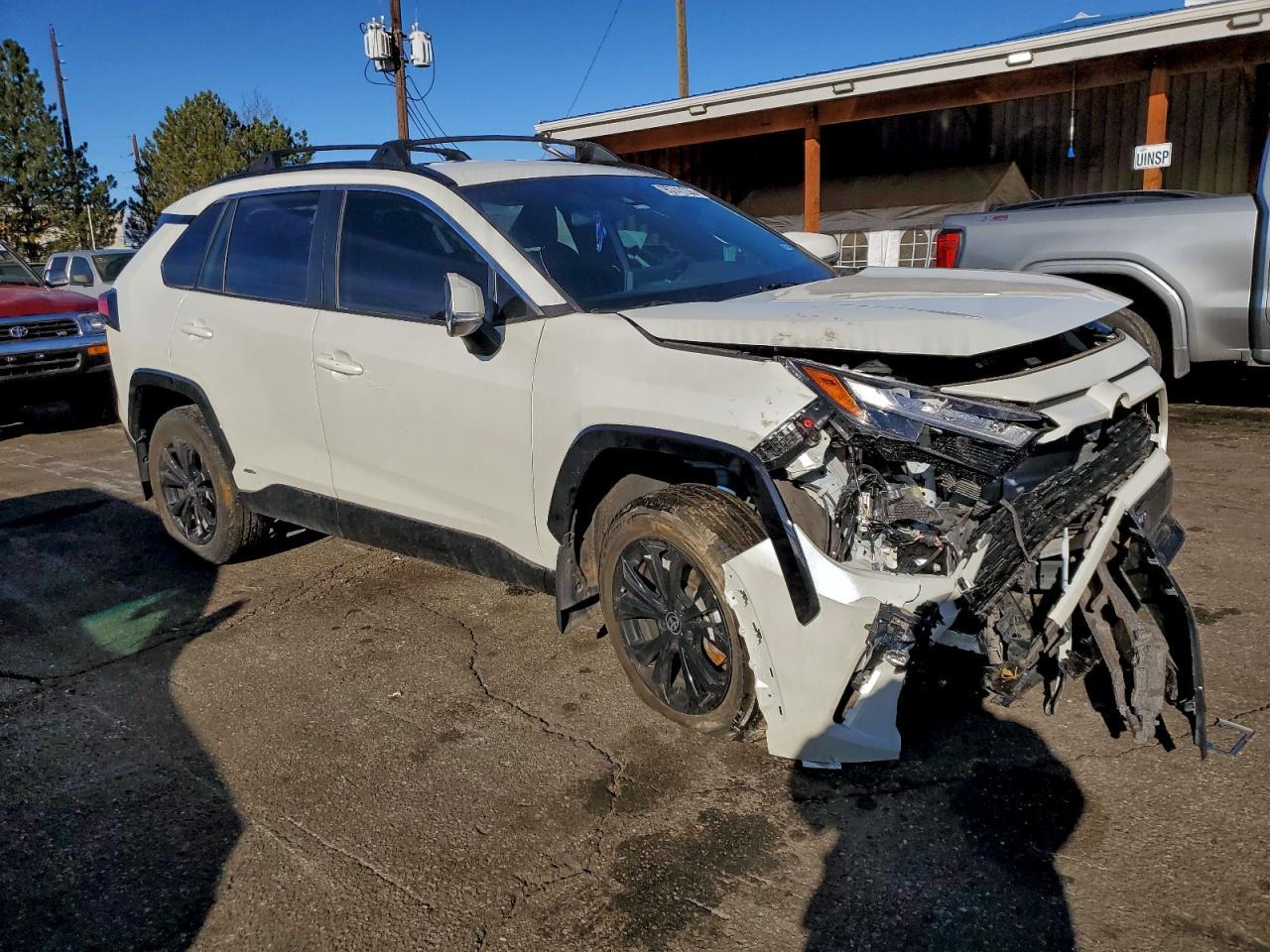 2022 Toyota Rav4 Se - Image 4