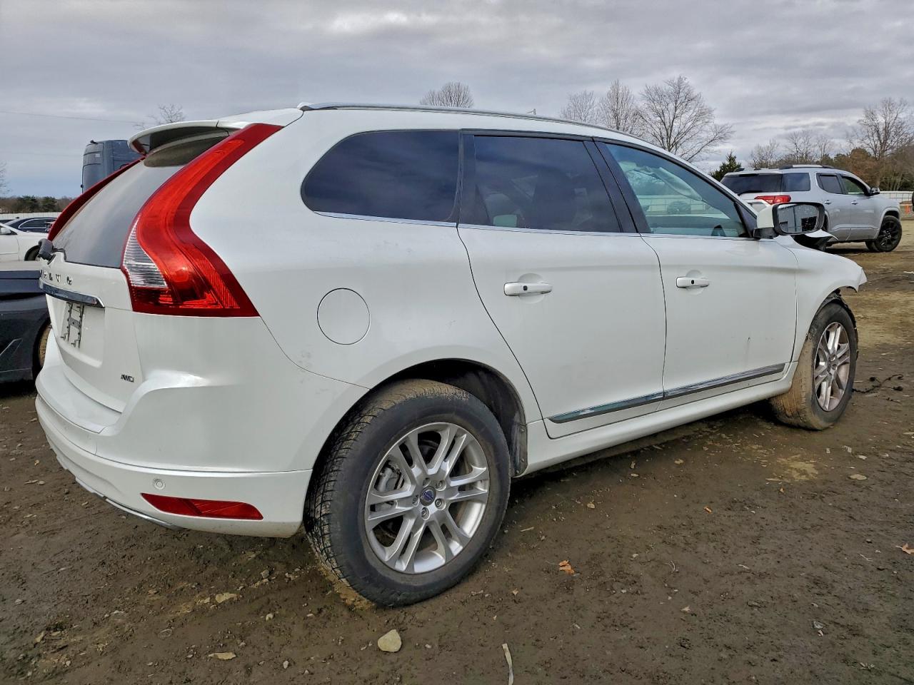 2014 Volvo Xc60 3.2 - Image 3