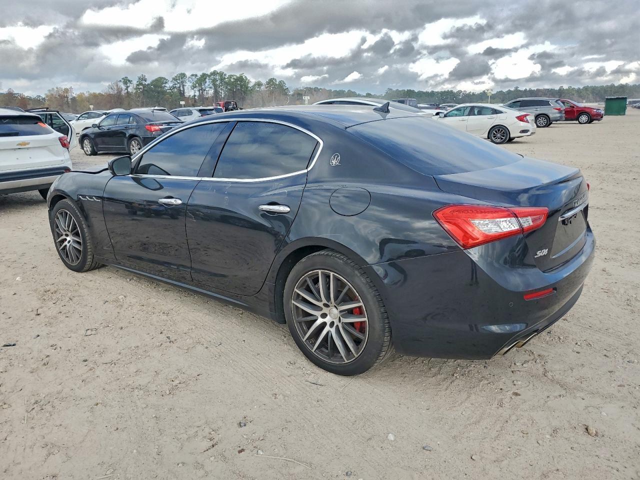 2018 Maserati Ghibli S - Фото 2