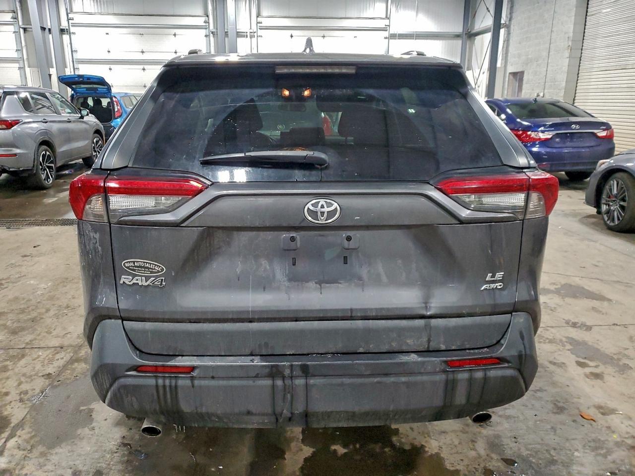2019 Toyota Rav4 Le - Image 6