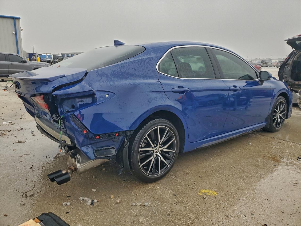 2024 Toyota Camry Se - Фото 3