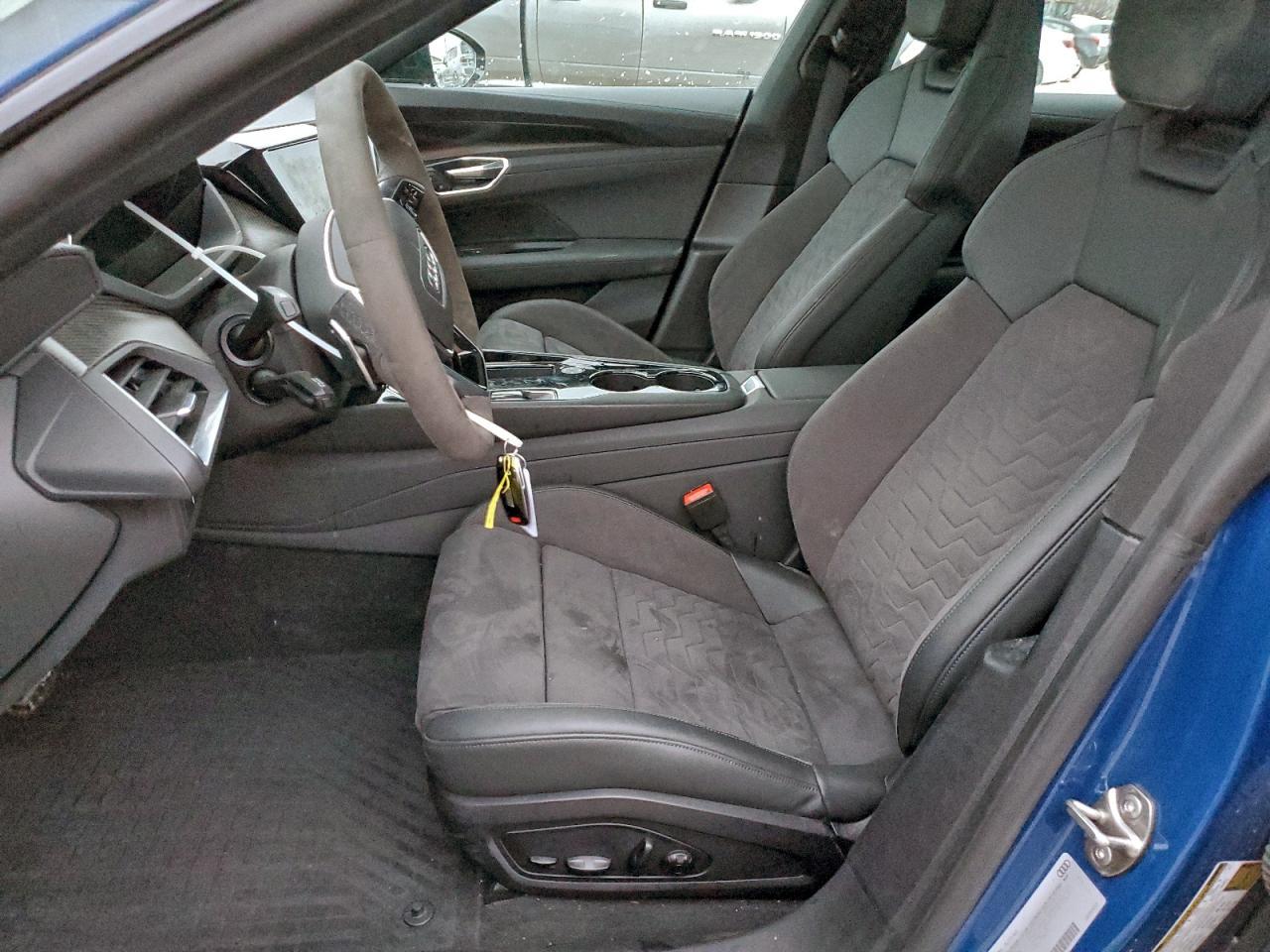 2022 Audi E-Tron Gt - Фото 7