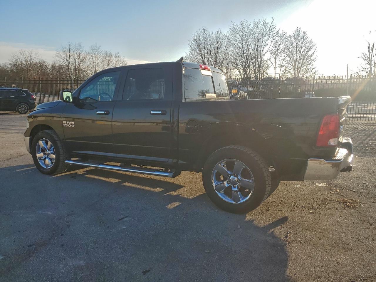 2017 Ram 1500 Slt - Фото 2