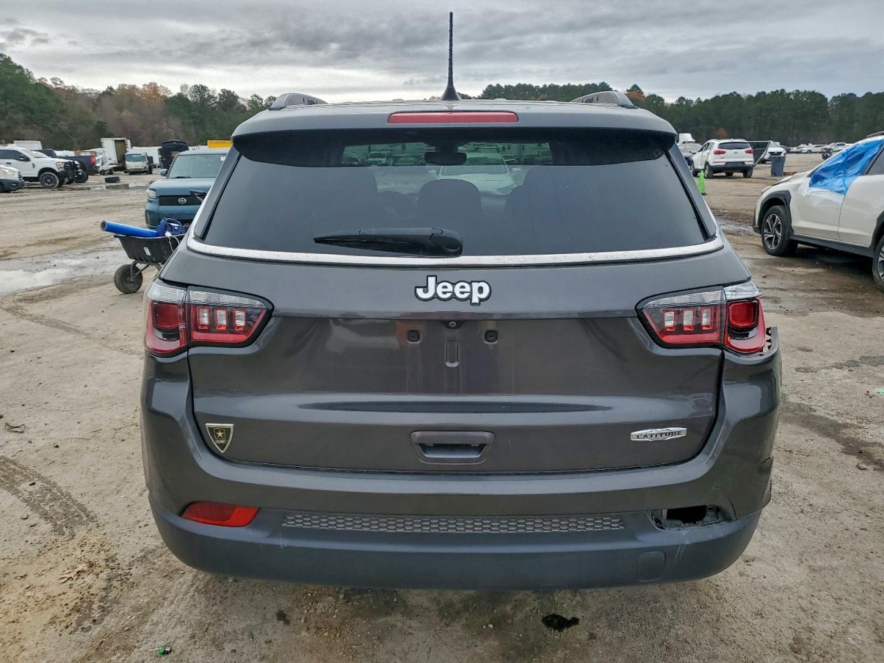 2018 Jeep Compass Latitude - Фото 6