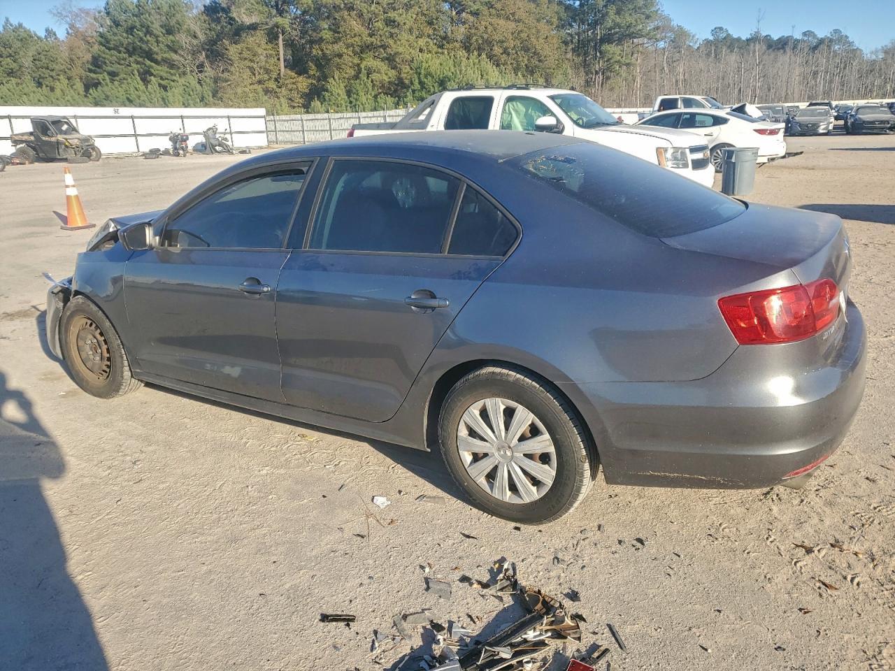2014 Volkswagen Jetta - Фото 2