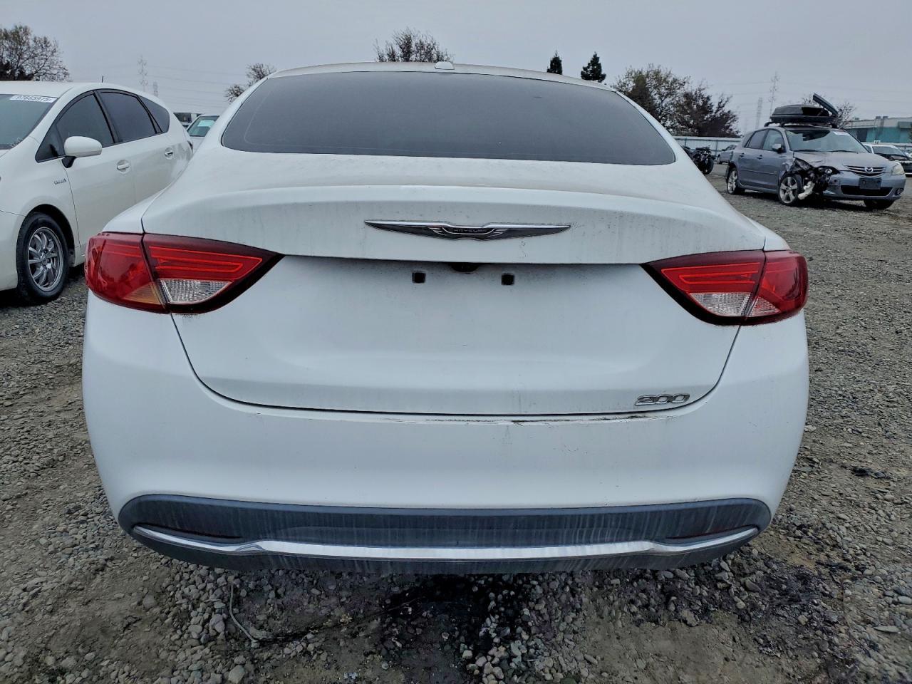 2016 Chrysler 200 Limited - Фото 6