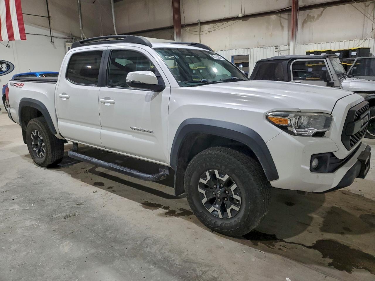 2016 Toyota Tacoma Double Cab - Фото 4