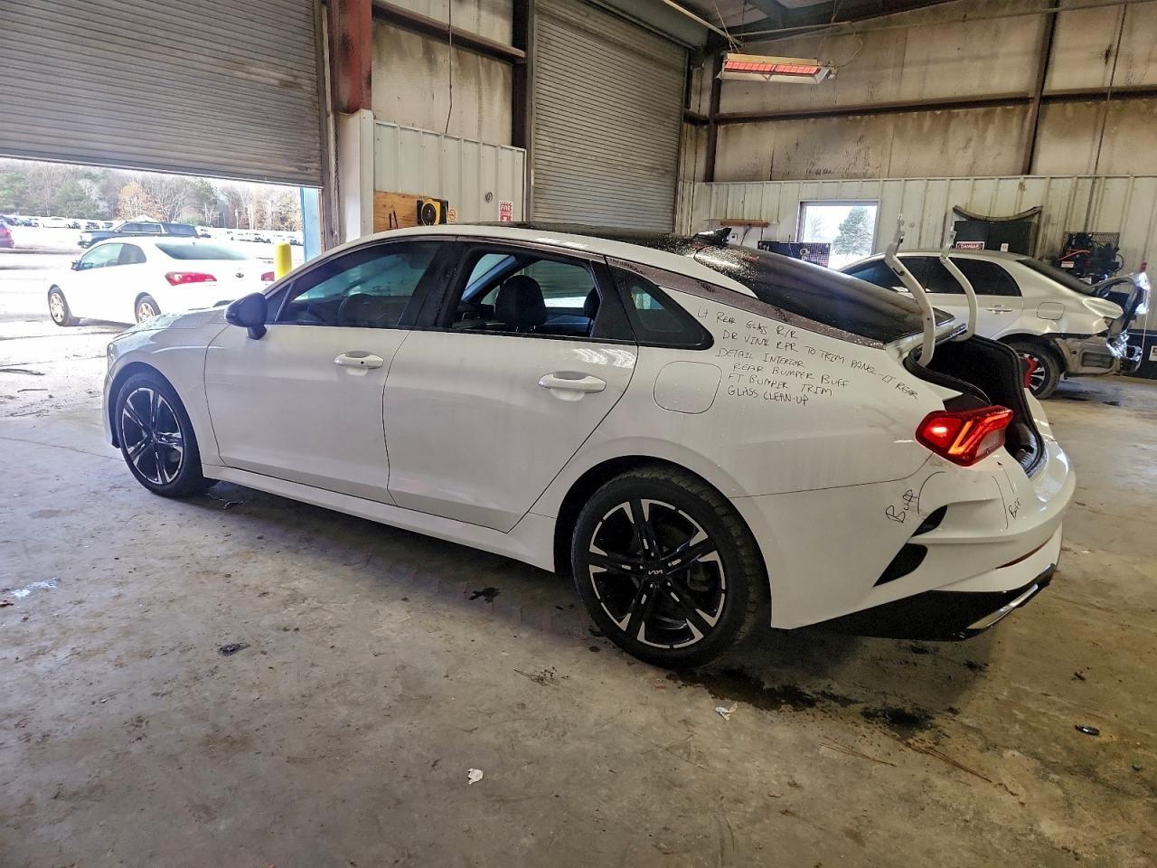 2024 Kia K5 Gt Line - Image 2