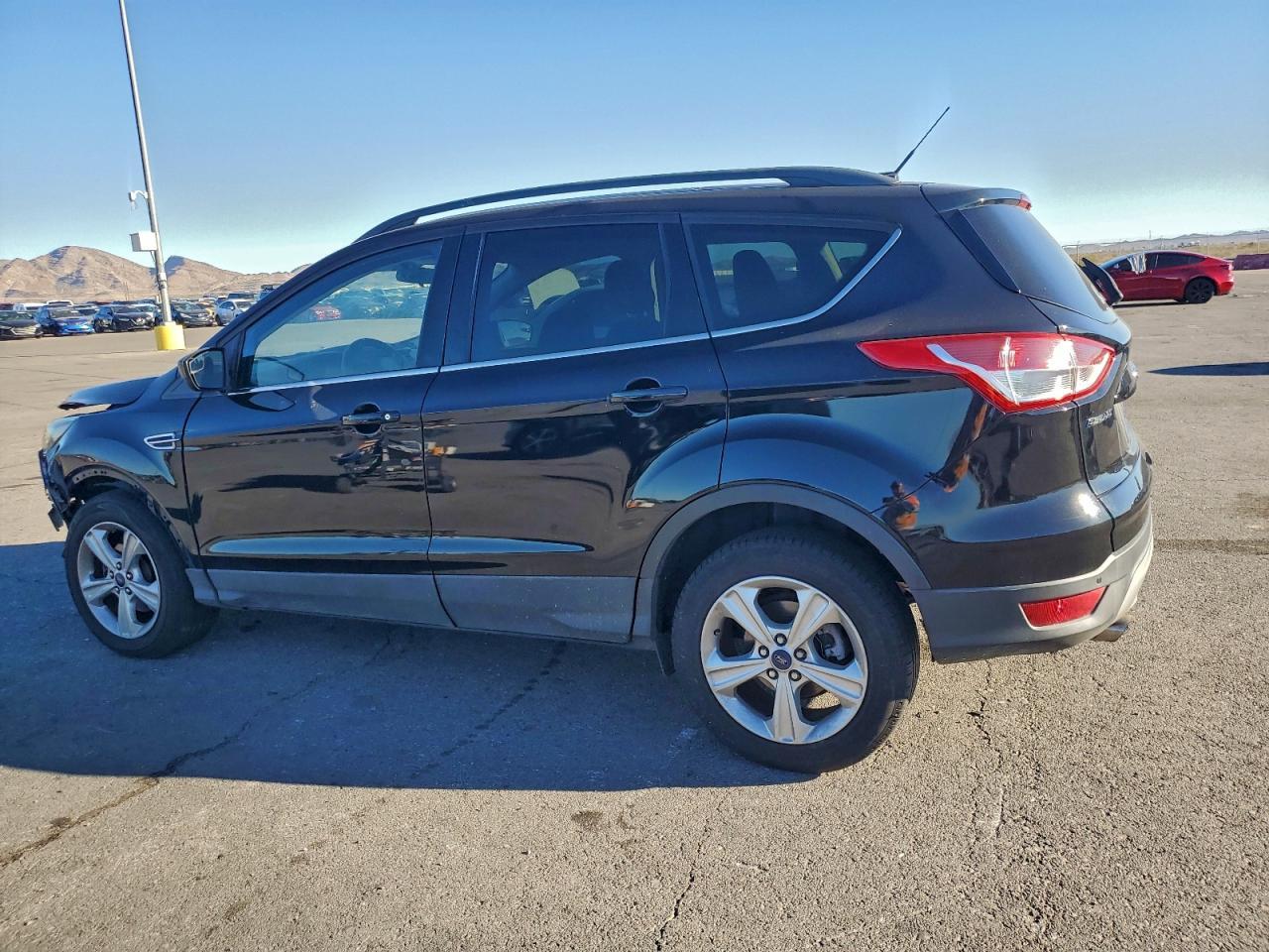 2016 Ford Escape Se - Фото 2
