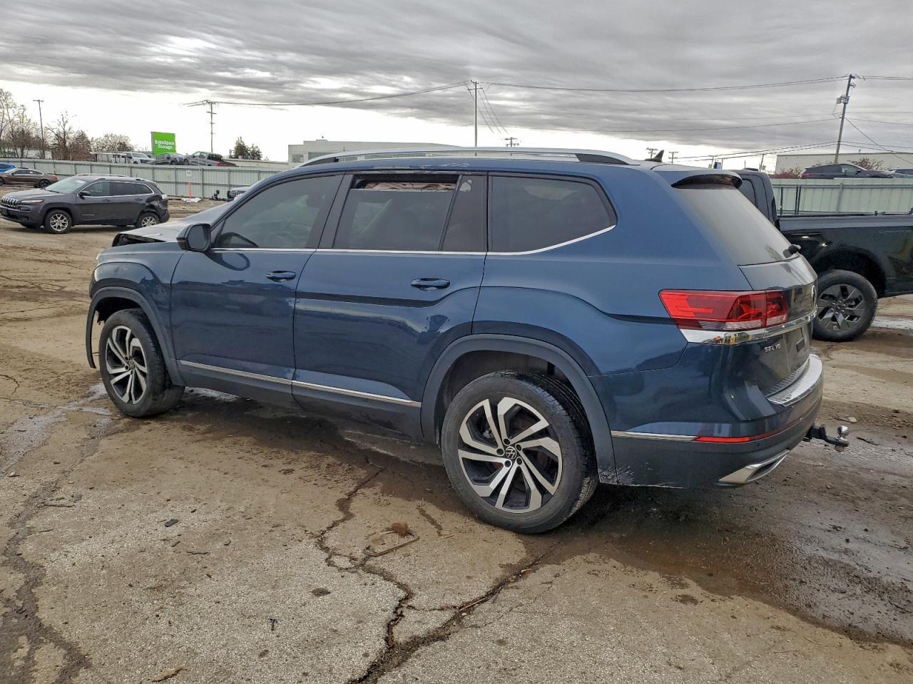 2022 Volkswagen Atlas Sel - Фото 2