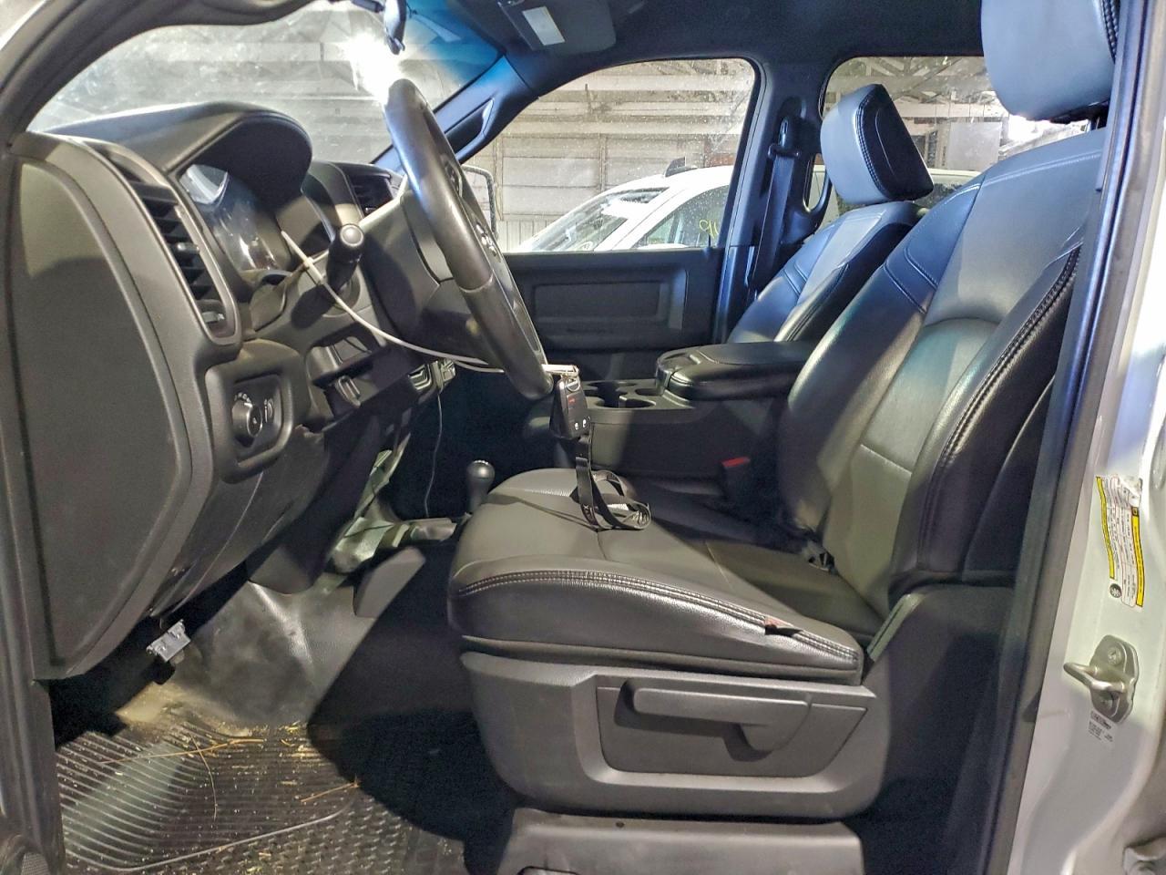 2023 Ram 3500 Tradesman 4Wd 6.7L Tdsl 8'Box - Фото 7