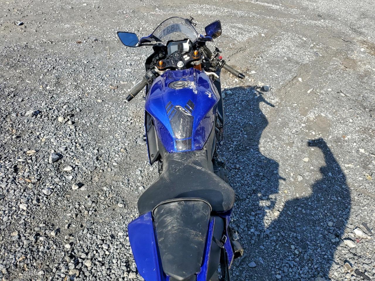 2025 Yamaha Yzfr7 - Image 6