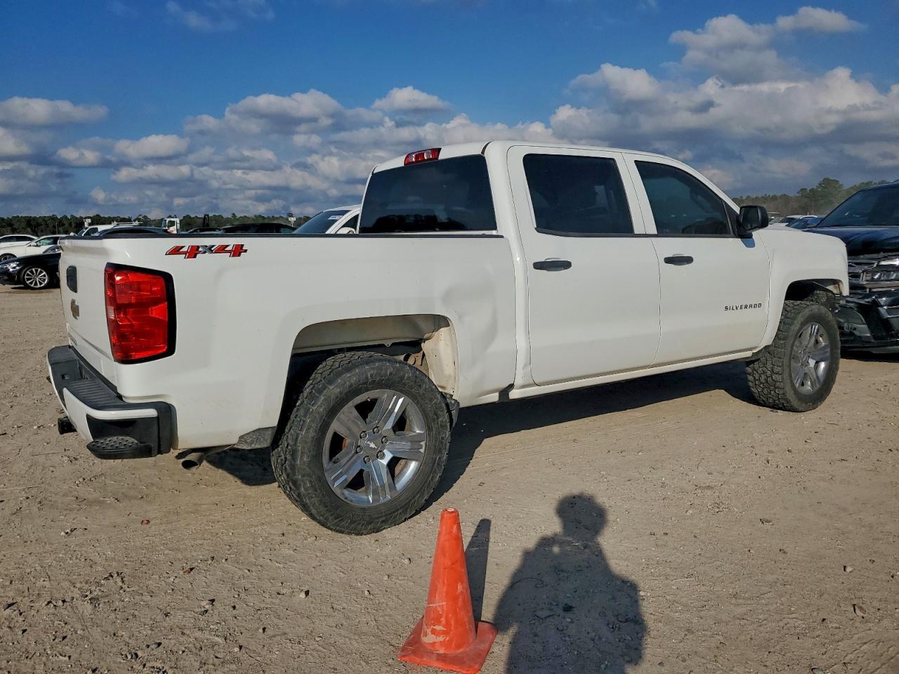 2018 Chevrolet Silver1500 - Фото 3