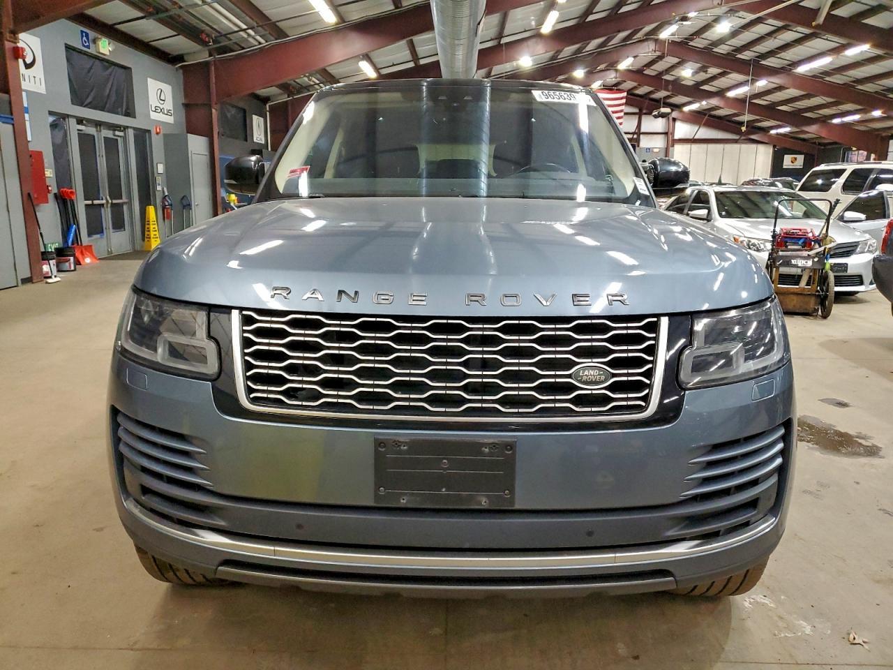 2018 Land Rover Range Rover Supercharged - Image 5