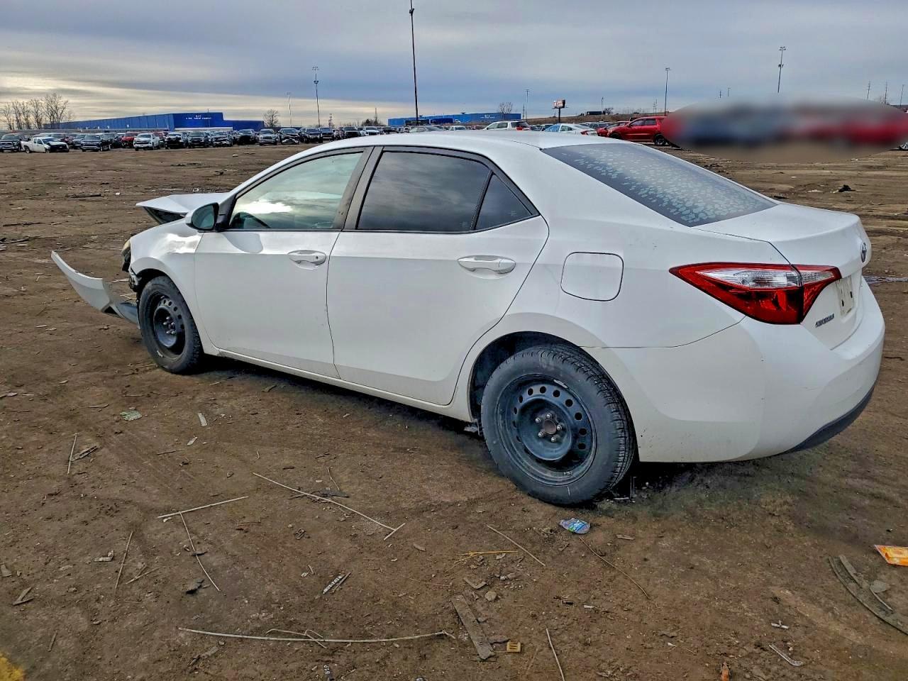 2015 Toyota Corolla L - Фото 3
