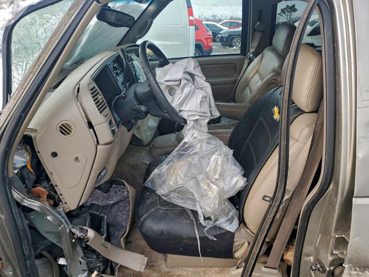 1999 Chevrolet Tahoe K1500 - Image 7