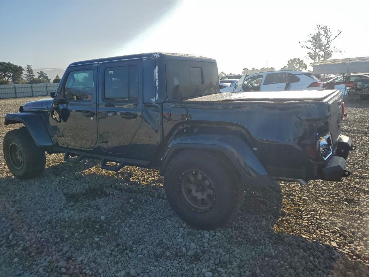 2025 Jeep Gladiator Sport - Фото 2