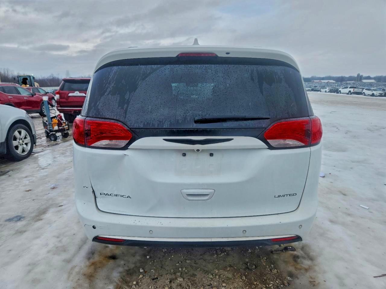 2020 Chrysler Pacifica Limited - Фото 6