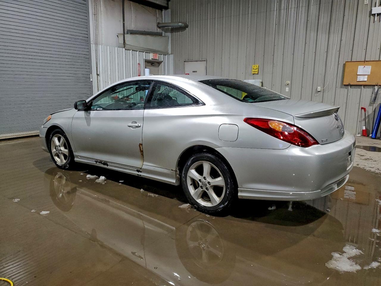 2006 Toyota Camry Solara - Image 2