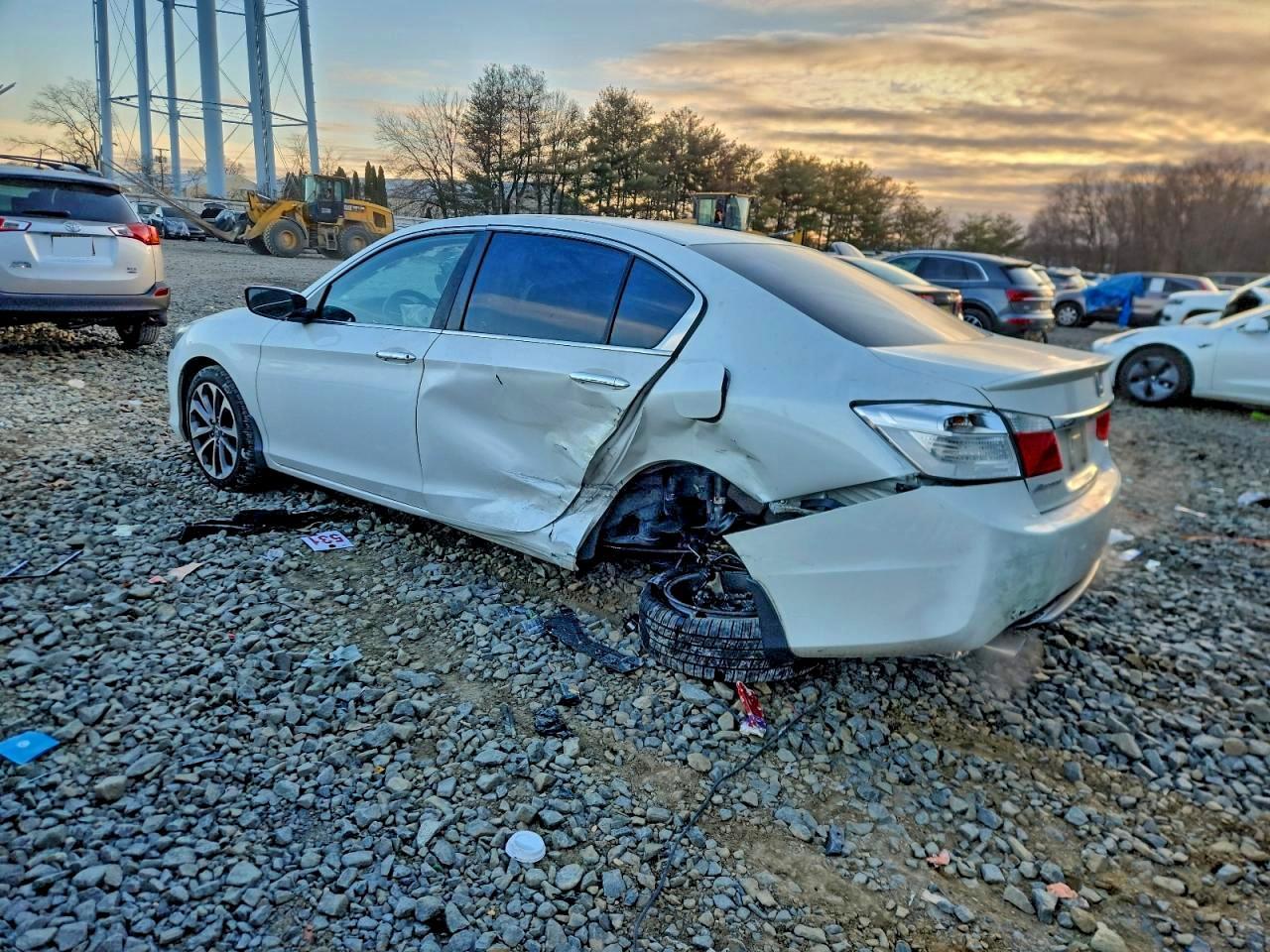 2015 Honda Accord Sport - Фото 2