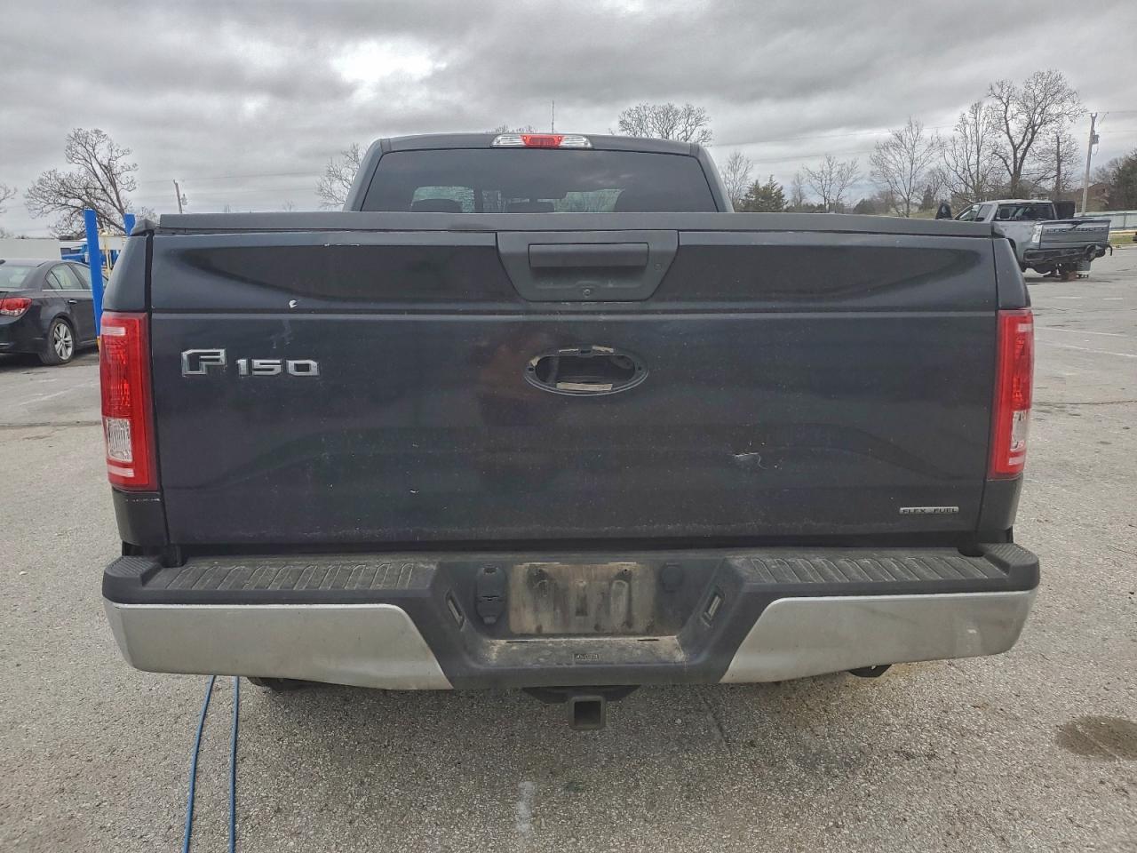 2016 Ford F150 - Image 6