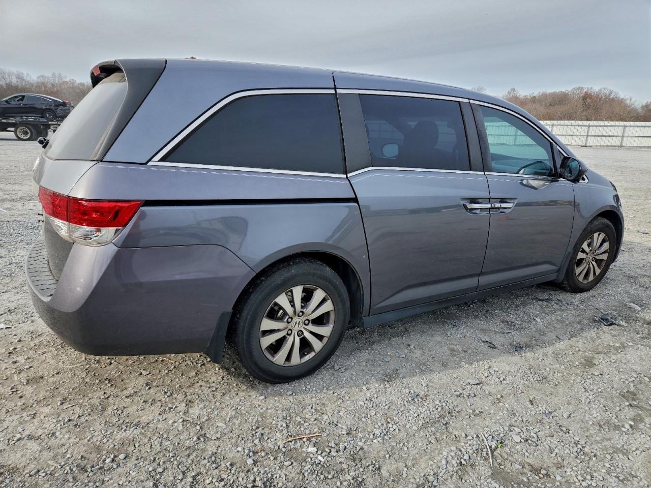 2014 Honda Odyssey Exl - Image 3
