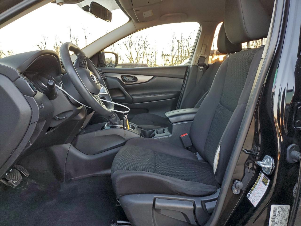 2017 Nissan Rogue Sport S - Image 7