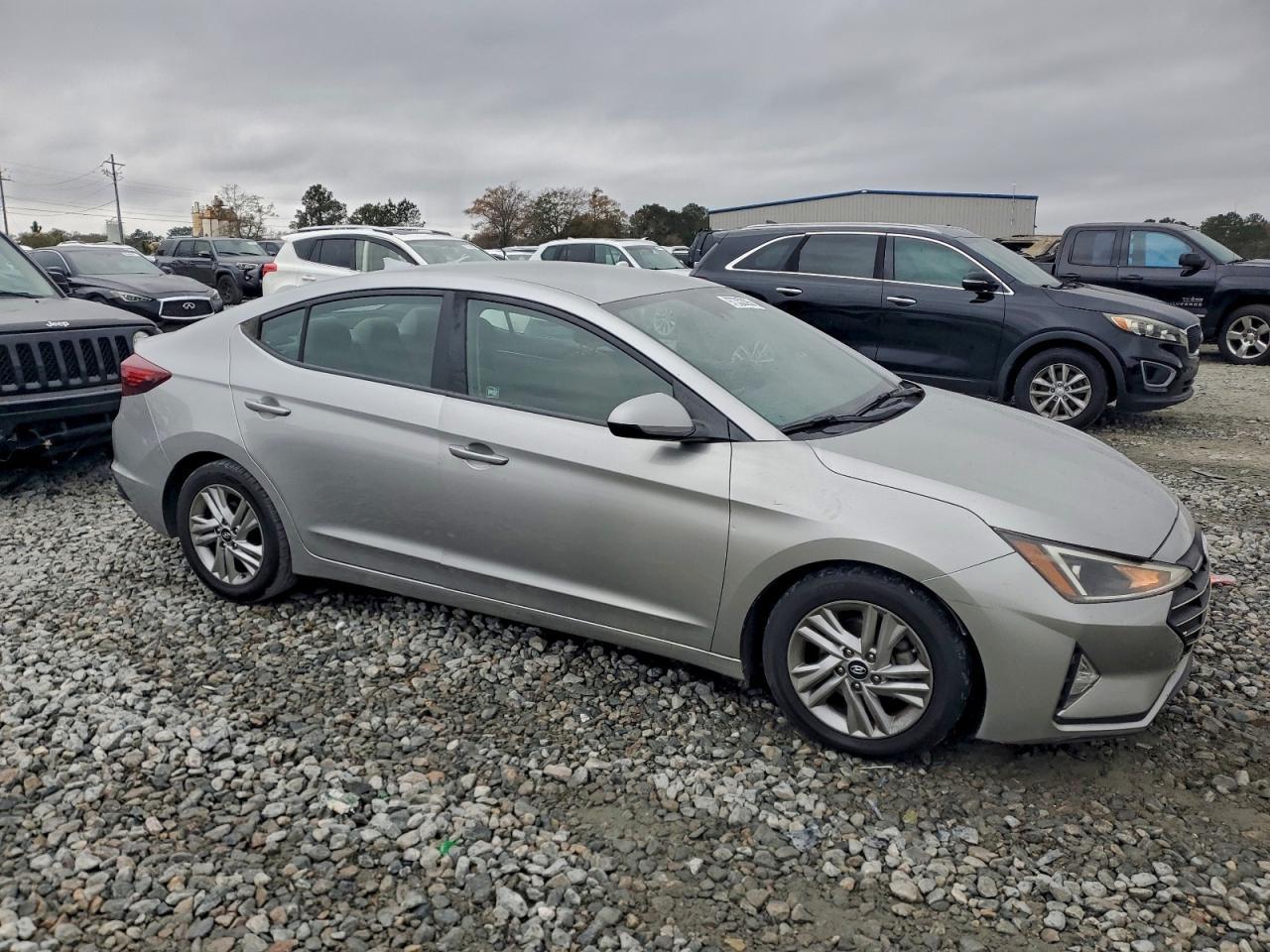 2020 Hyundai Elantra Sel - Фото 4