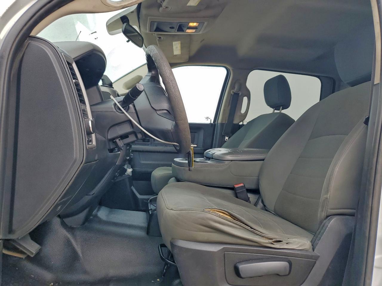 2017 Ram 2500 St - Image 7