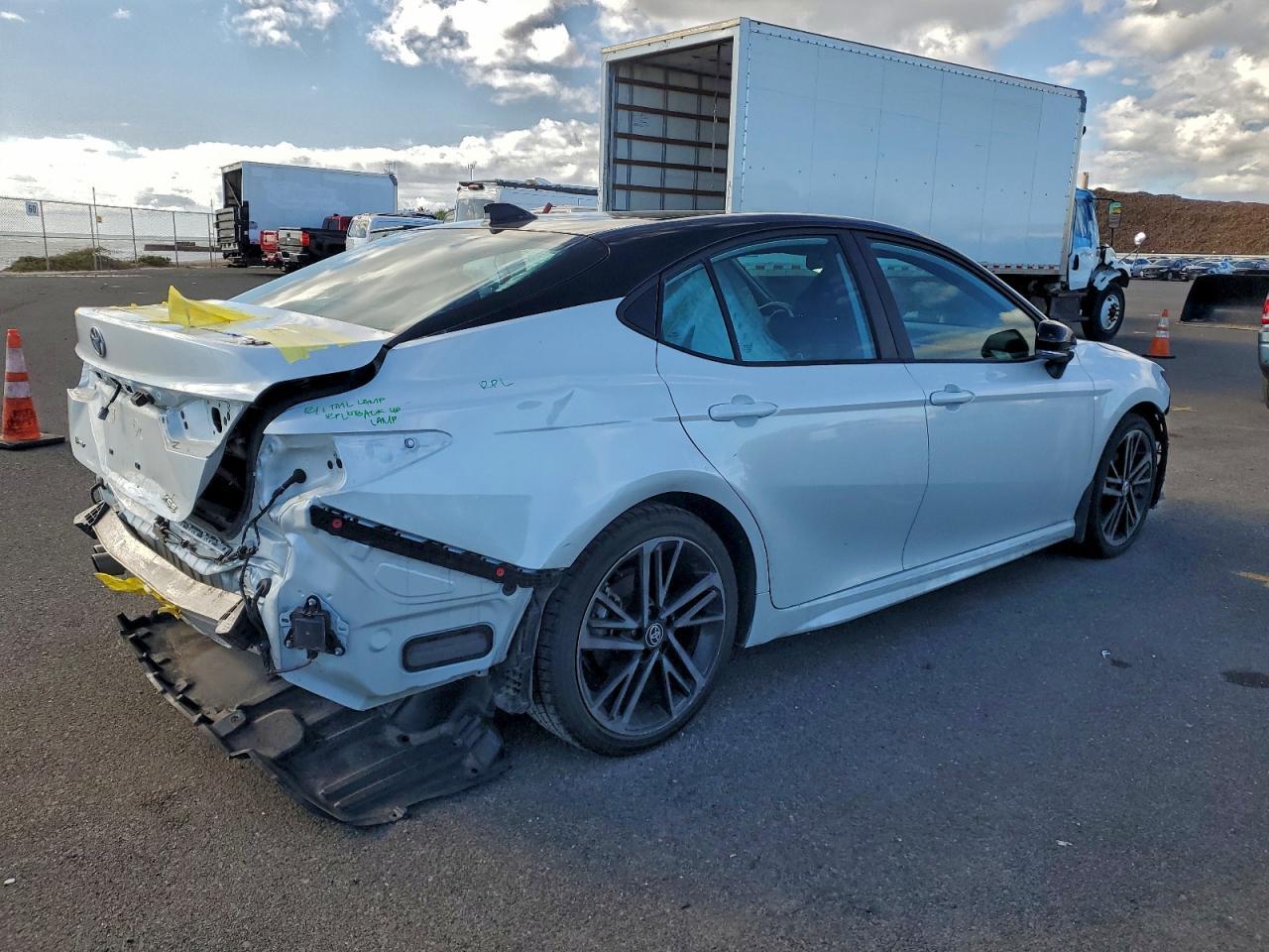 2025 Toyota Camry Xse - Фото 3