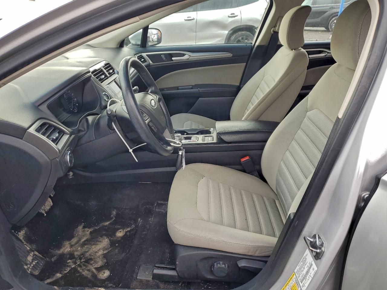 2019 Ford Fusion S - Image 7