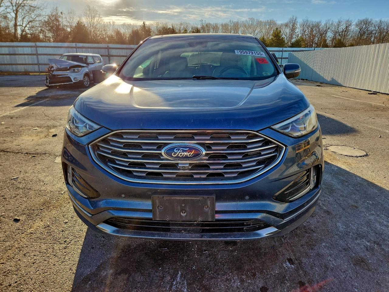 2019 Ford Edge Titanium - Image 5
