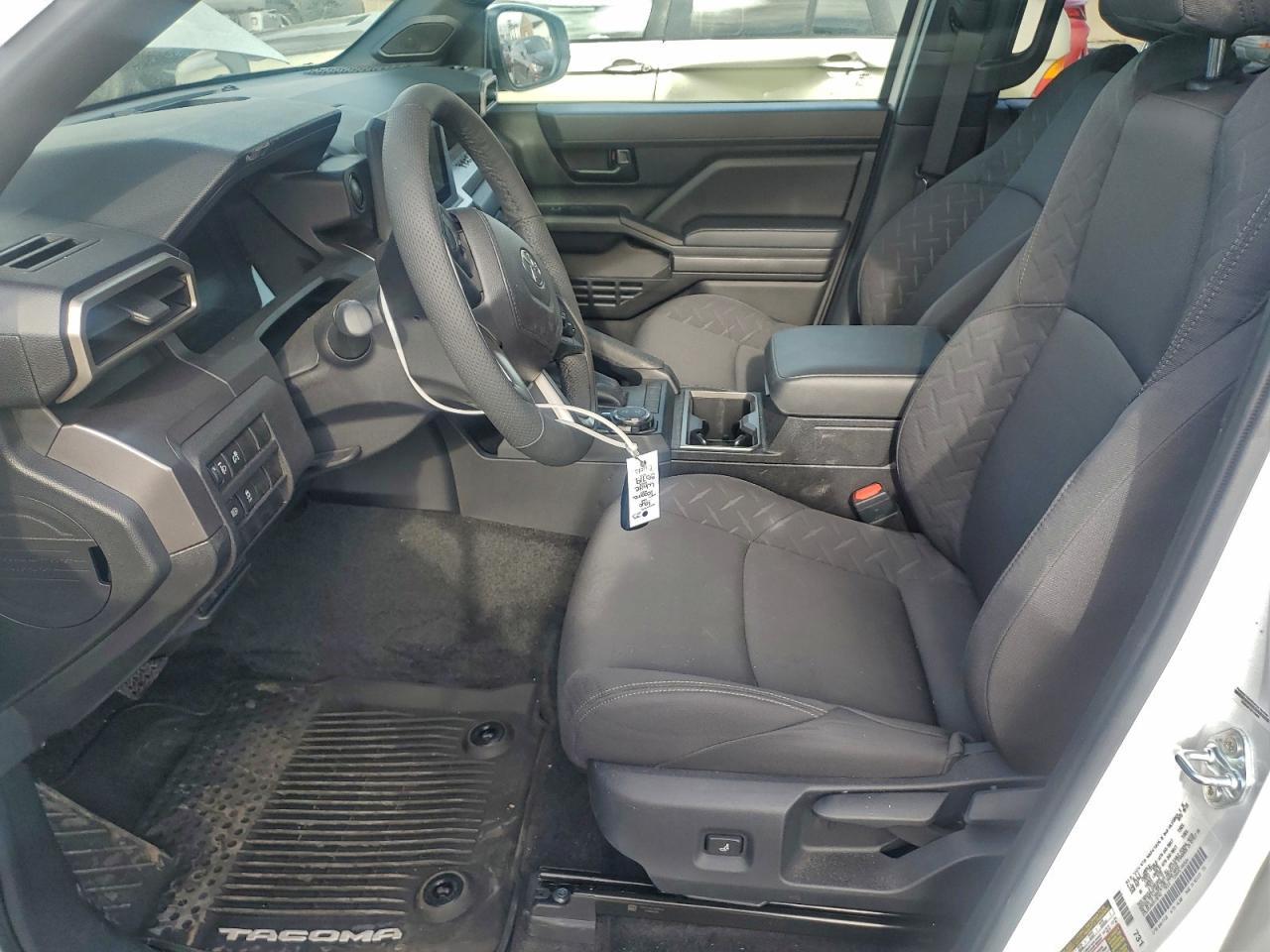 2025 Toyota Tacoma Double Cab - Image 7